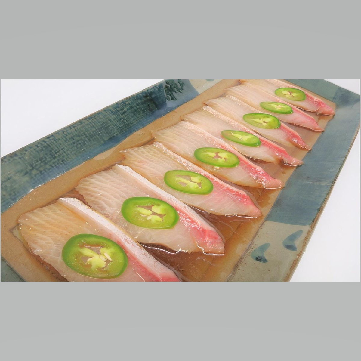 Order Hama Peno food online from Noshi Sushi store, Los Angeles on bringmethat.com