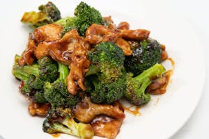 Order Chicken & Broccoli with Brown Sauce food online from Sake House store, Beaver Dam on bringmethat.com