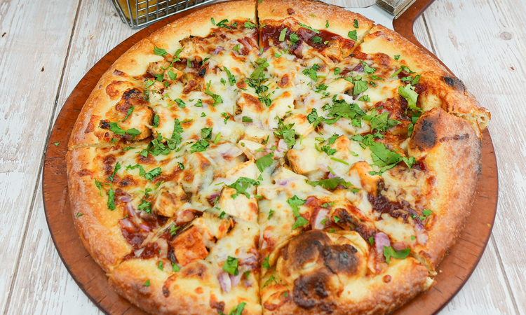 Order BBQ Chicken Pizza (Small) food online from Aces & Ales store, Las Vegas on bringmethat.com