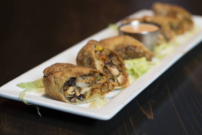 Order Southwest Eggrolls food online from Paisans Pizzeria & Bar store, Chicago on bringmethat.com