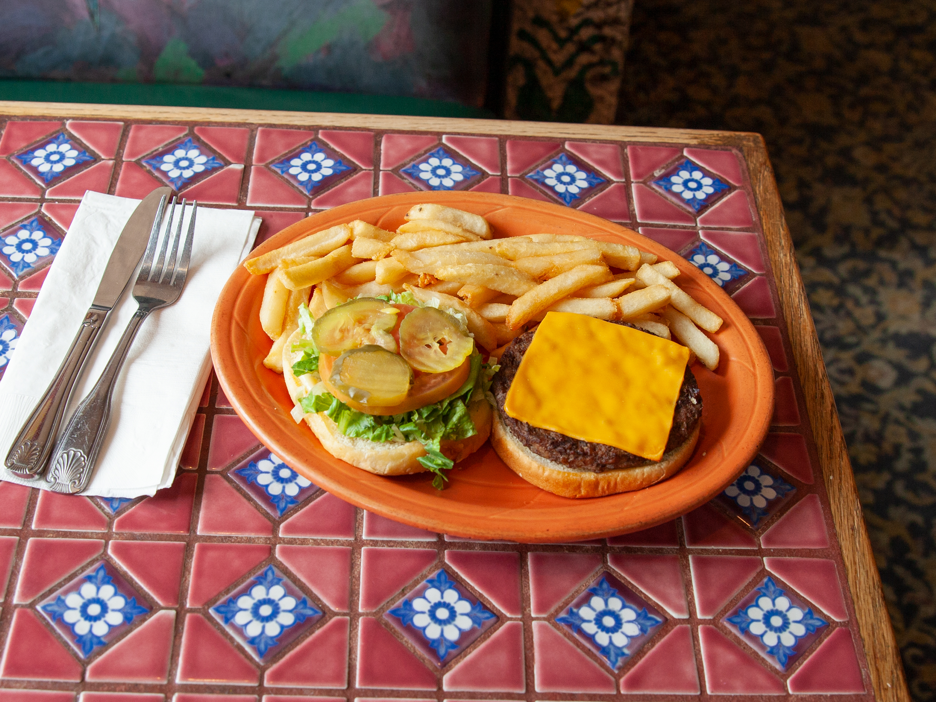 Order Hamburger Plate food online from La Carreta Mexican Restaurant store, Bermuda Run on bringmethat.com