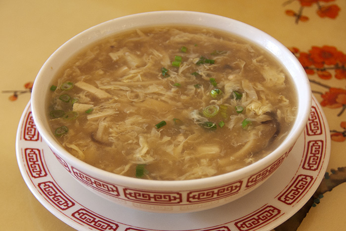 Order Sp1. Hot and Sour Soup food online from Tsing Tao Restaurant store, Richmond on bringmethat.com