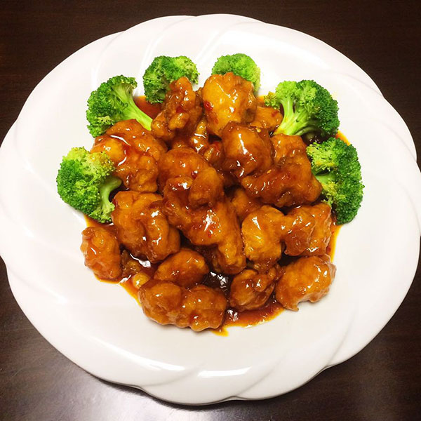 Order S1. General Tso's Chicken food online from China East Restaurant store, Baltimore on bringmethat.com