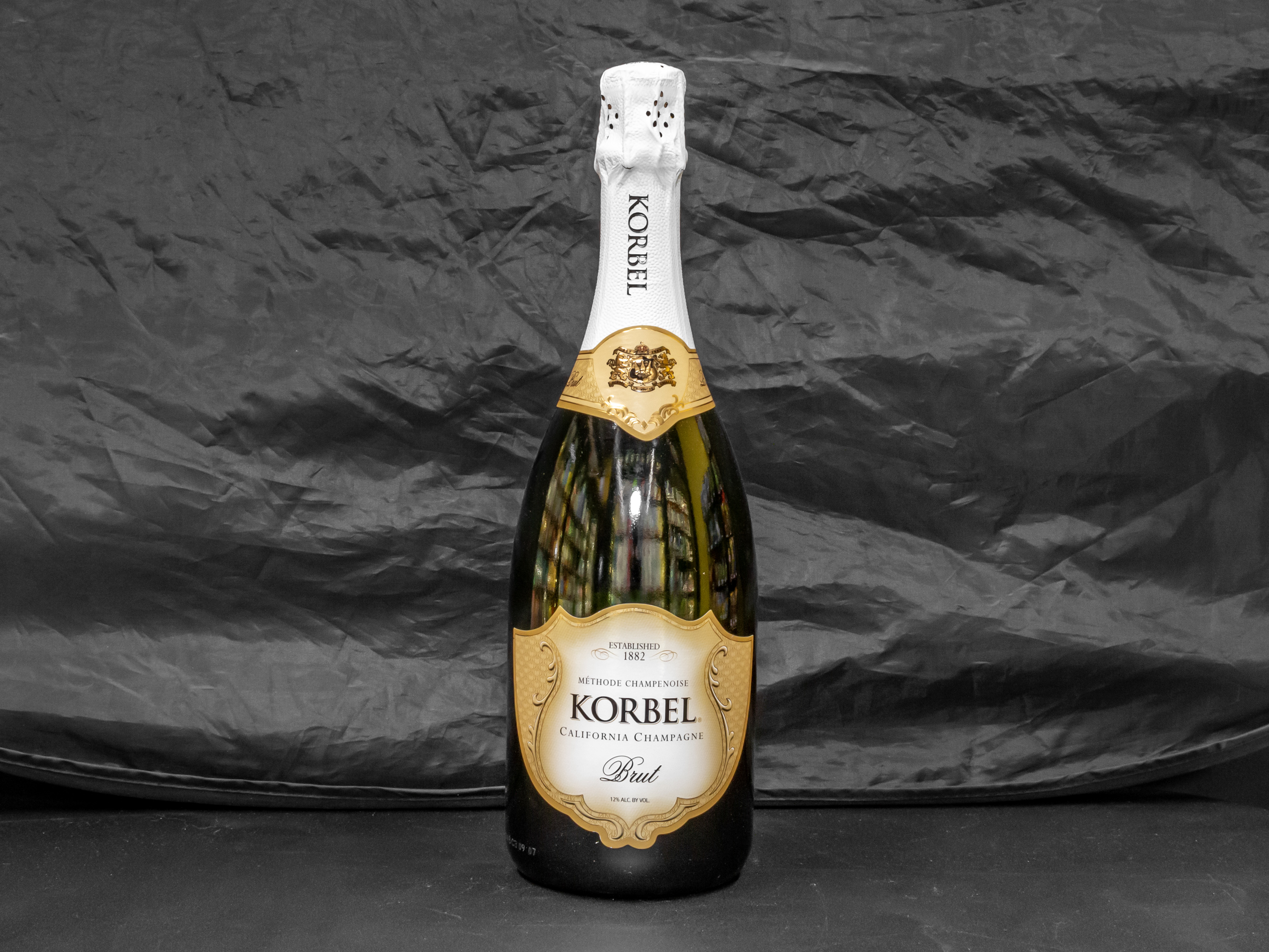 Order Korbel Brut, 750ml Champagne (12.0% ABV) food online from Gold Crown Liquors store, Chicago on bringmethat.com