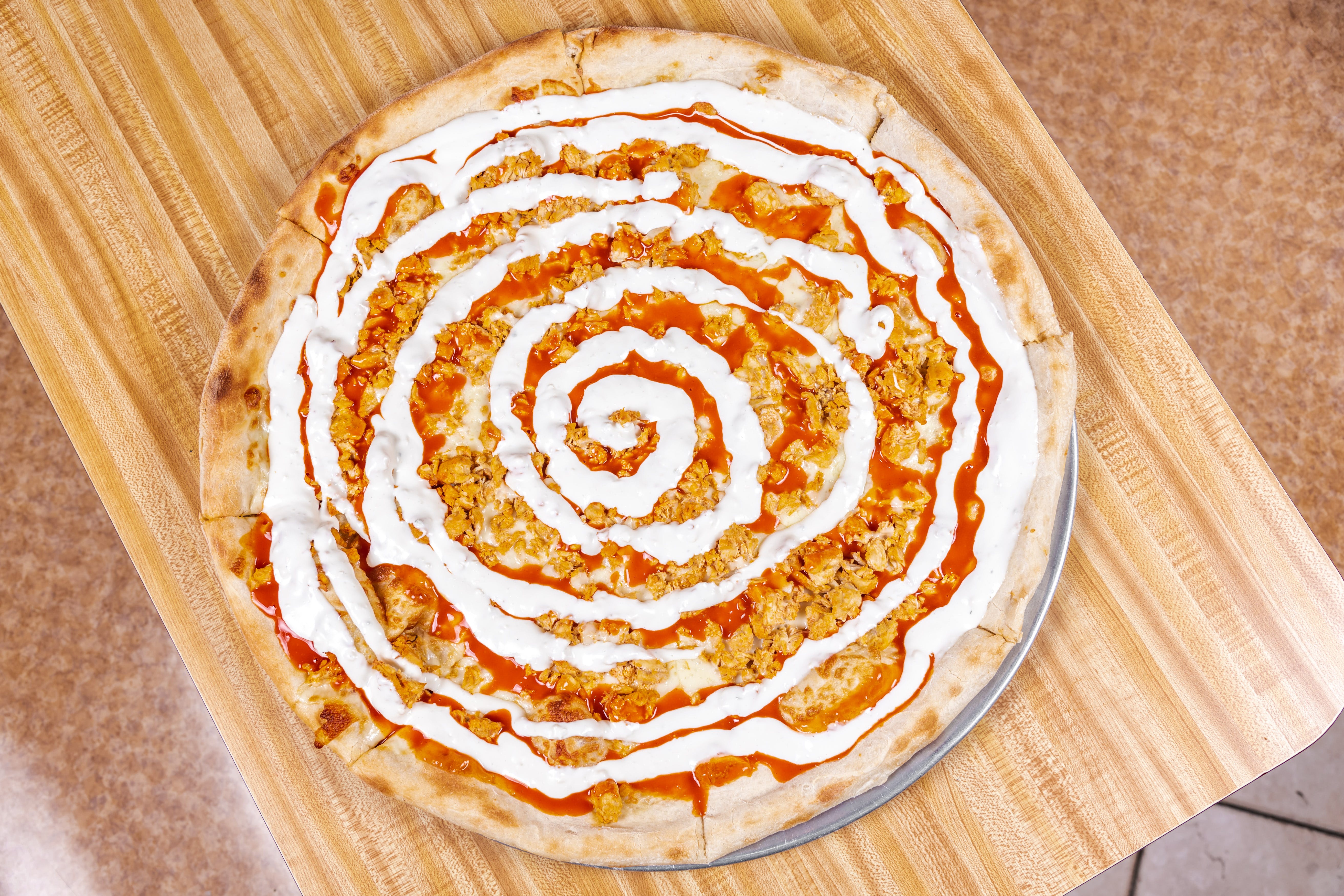 Order Buffalo Chicken Pizza - Small 14" food online from Riuniti Pizzeria & Restaurant store, Carteret on bringmethat.com