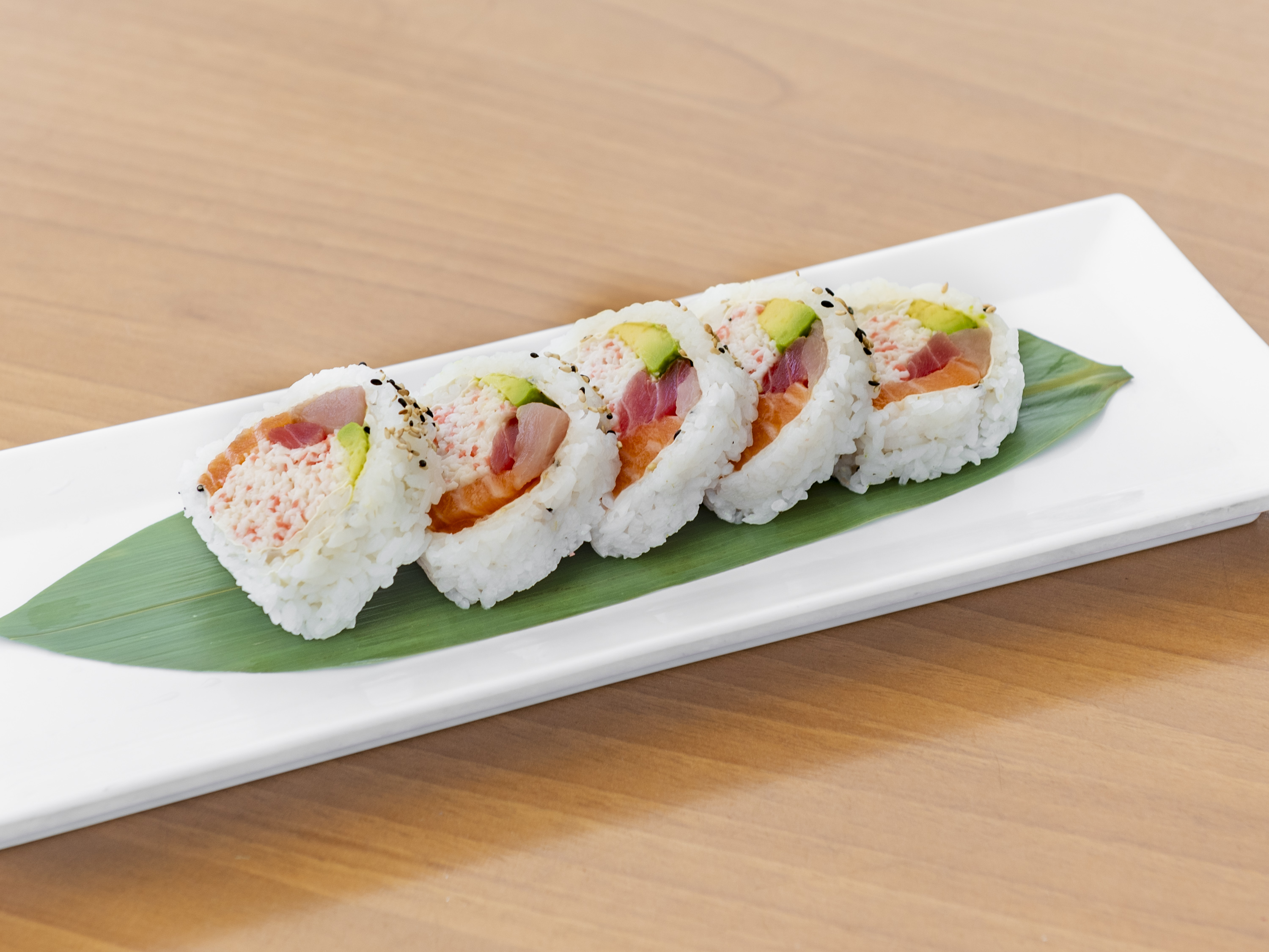 Order Snow White Roll food online from Gin Sushi store, Pasadena on bringmethat.com