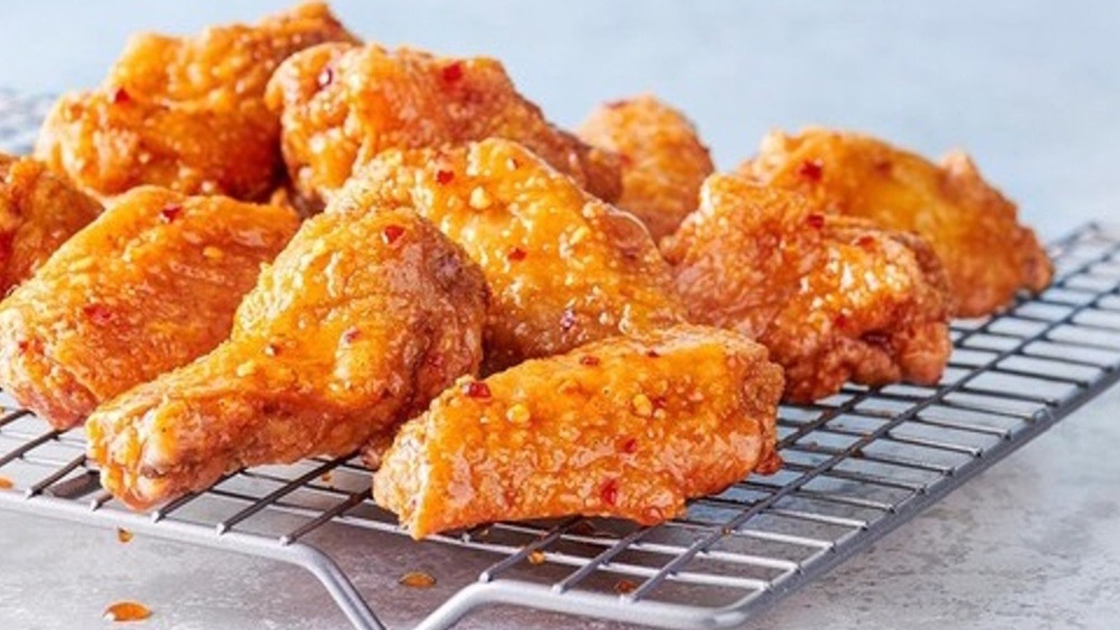 Order 50 Wings food online from Hoots store, Chicago on bringmethat.com