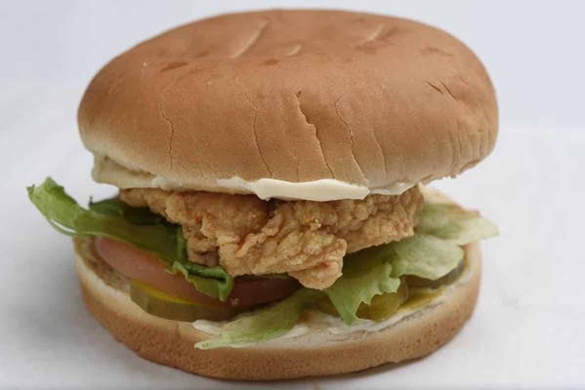 Order 28. Chicken Burger food online from Highway 90 Fried Chicken store, Jefferson on bringmethat.com