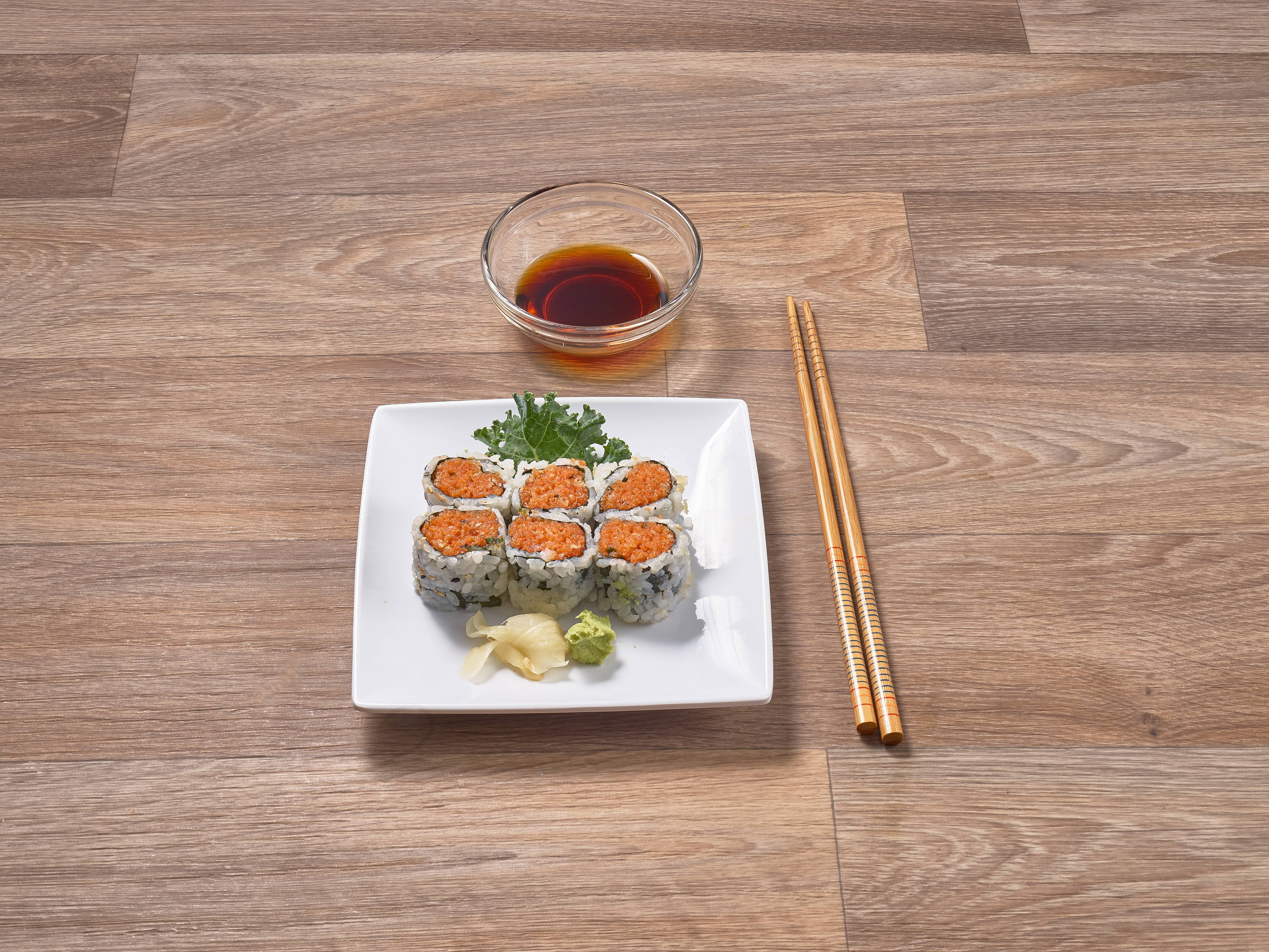 Order Spicy Tuna Roll food online from Taiko Sushi store, Springfield on bringmethat.com