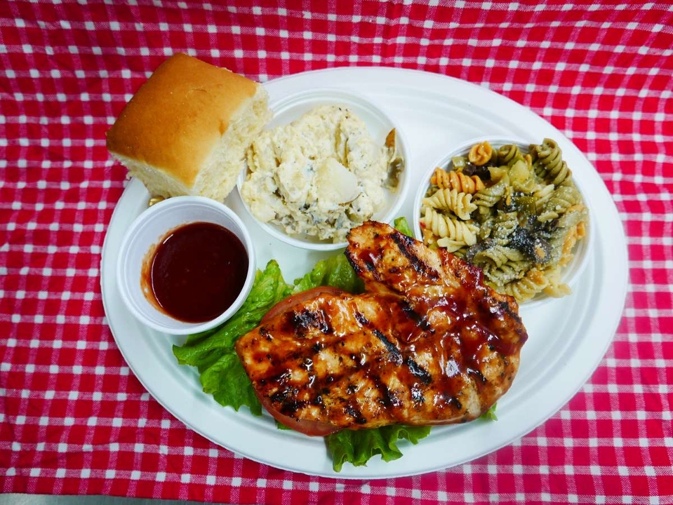 Order Chicken Breast Lunch food online from Bigb Barbecue store, Fullerton on bringmethat.com