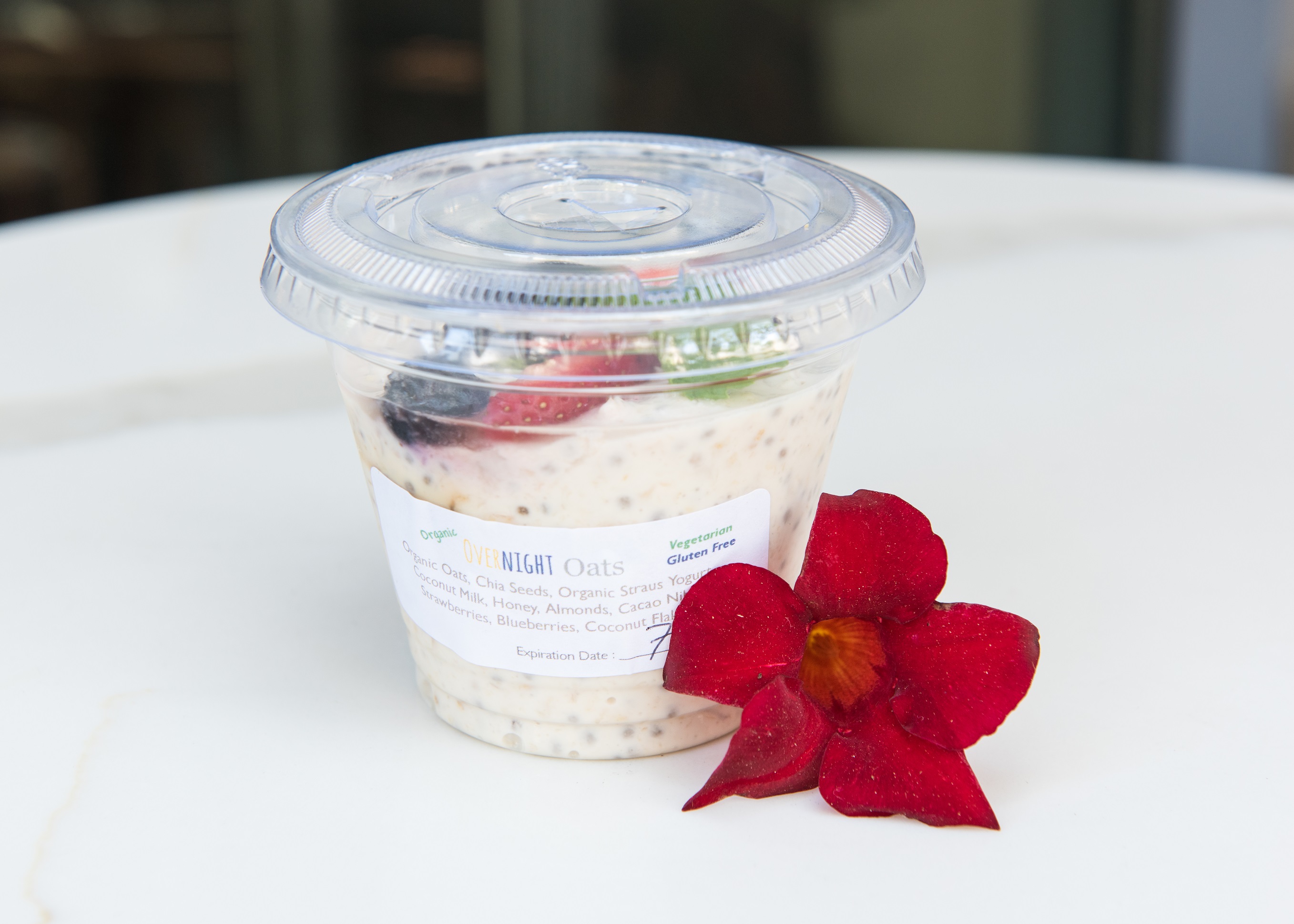 Order Overnight Oats 9 oz. Cup food online from Republik Coffee Lounge store, Pasadena on bringmethat.com