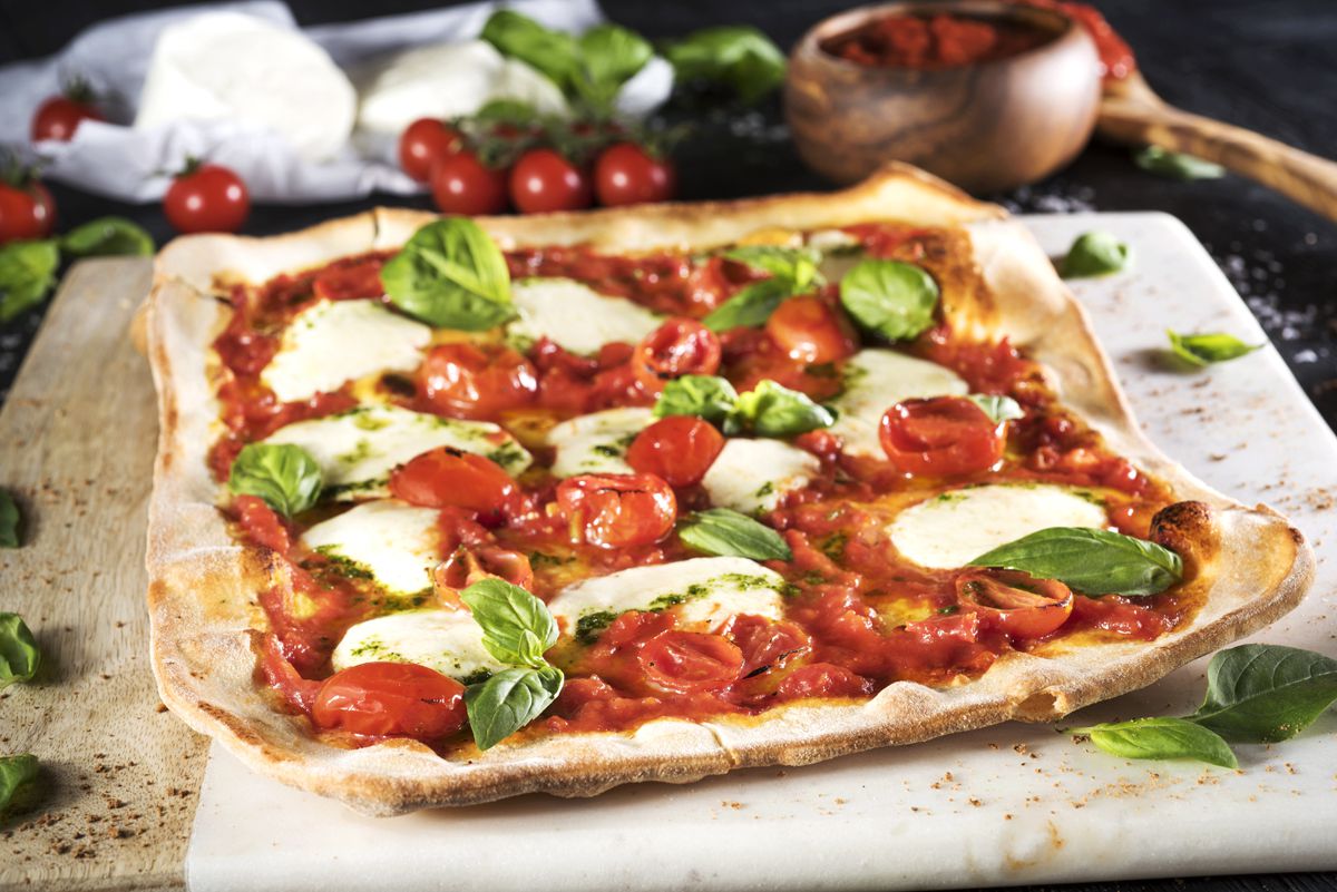 Order Margherita Flatbread food online from Pats Select Pizza Grill store, Warrington on bringmethat.com