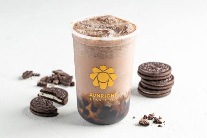 Order Kid's Oreo Chocolate Boba Milk (16oz) food online from Sunright Tea Studio store, Sunnyvale on bringmethat.com