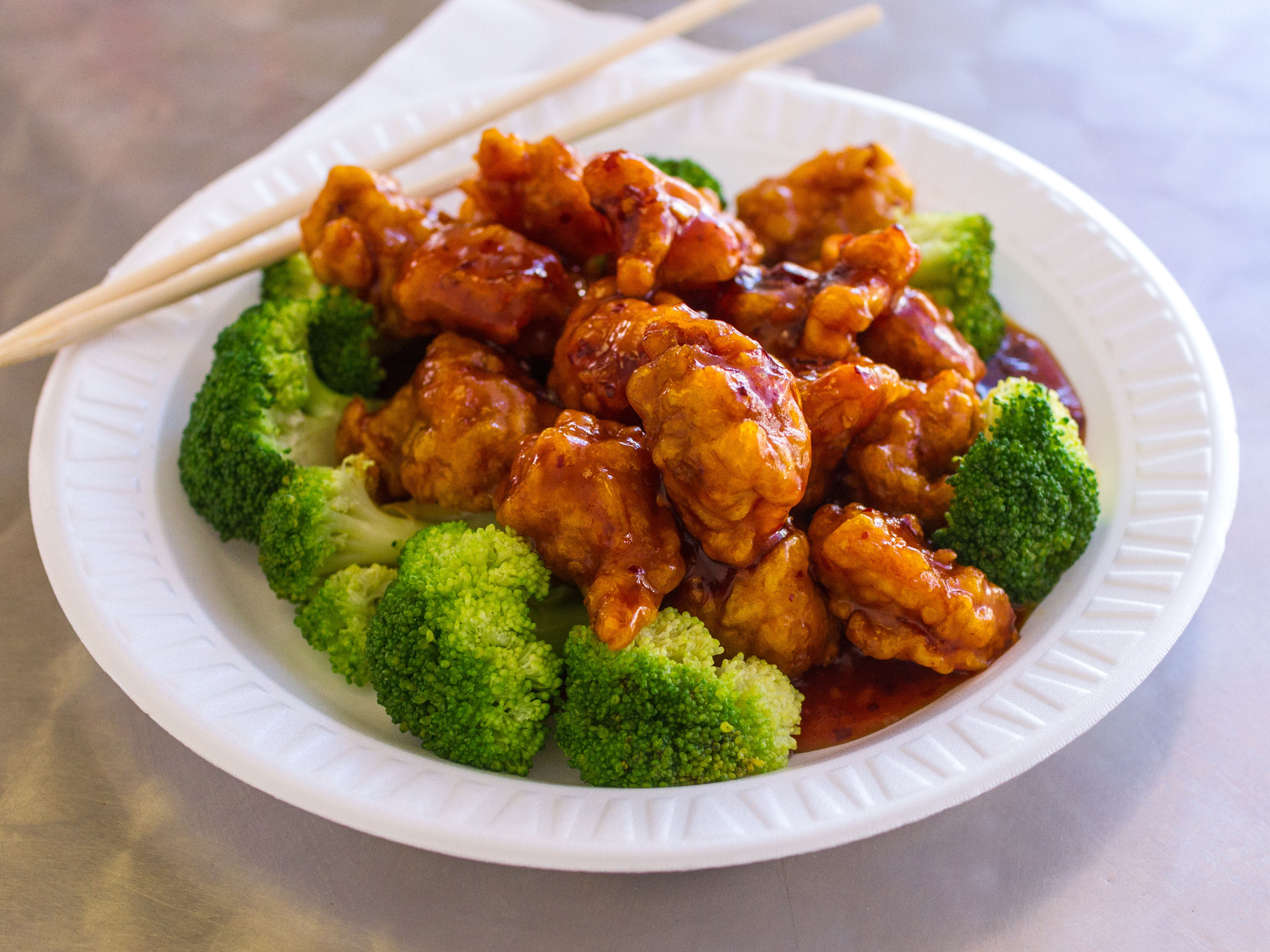 Order SS9. General Tso's Chicken food online from Simon's Wok & Grill store, Washington on bringmethat.com