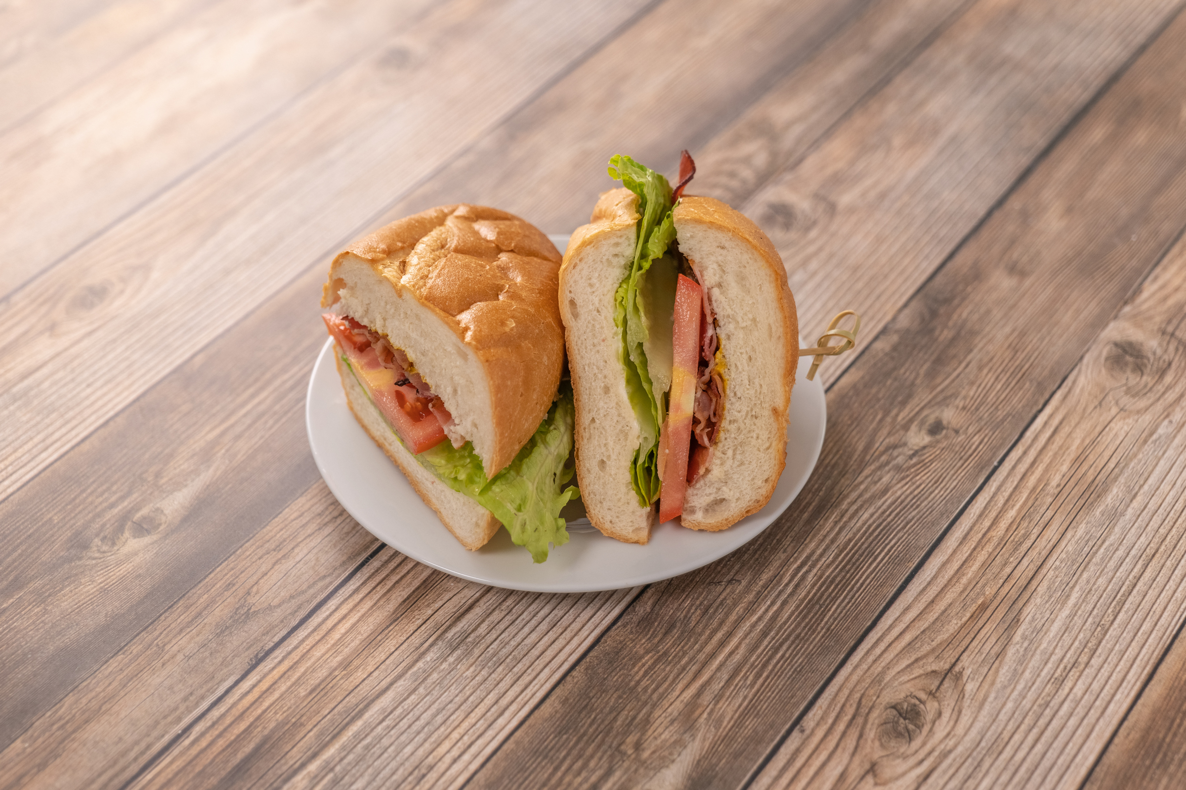 Order BLT Sandwich food online from Beckman Bistro store, Stanford on bringmethat.com
