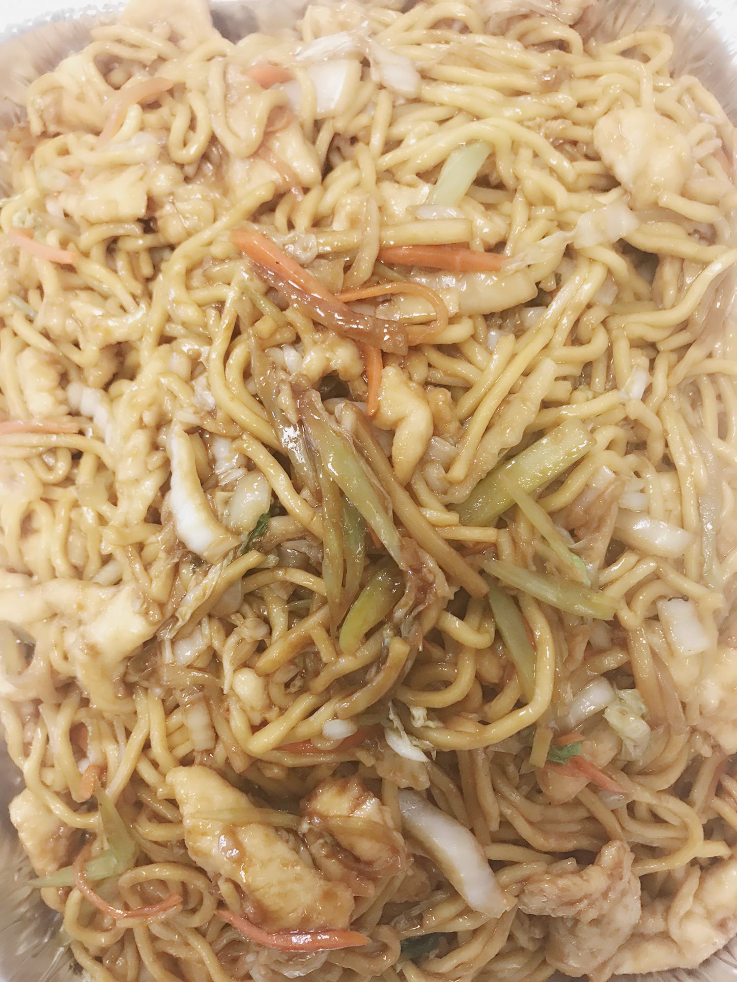 Order PP5. Lo Mein Party Tray food online from China Cafe III store, Greensboro on bringmethat.com