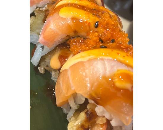 Order Seared Salmon Tataki Roll food online from Tora Tora Sushi store, San Diego on bringmethat.com