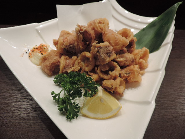 Order J6. Fried Calamari food online from Icho Izakaya Fusion Cuisine store, Temple City on bringmethat.com
