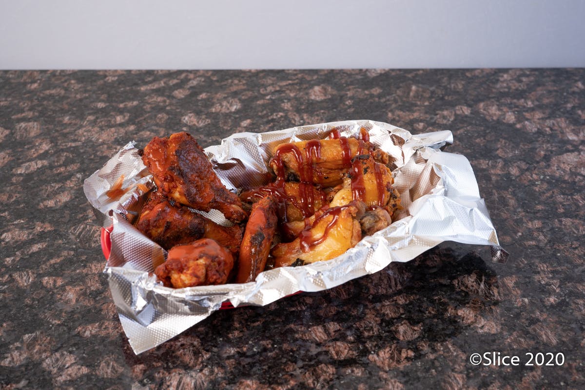 Order Wings - 6 Pieces food online from L.A Pizzeria Company store, Los Angeles on bringmethat.com