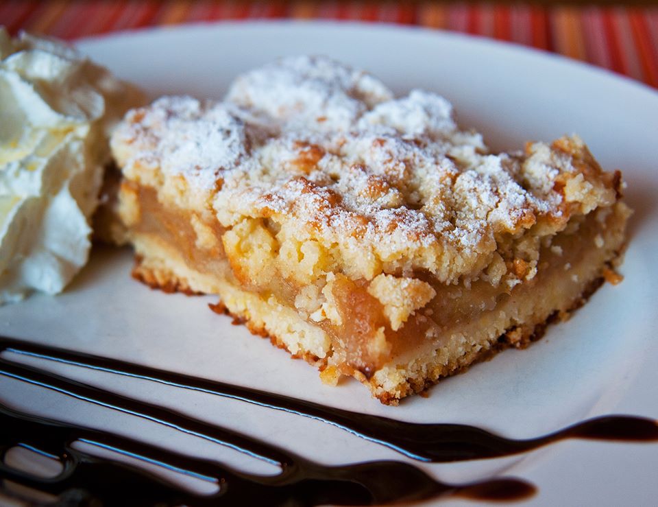 Order Homemade Apple Strudel food online from Smakosz Restaurant and Lounge store, Chicago on bringmethat.com