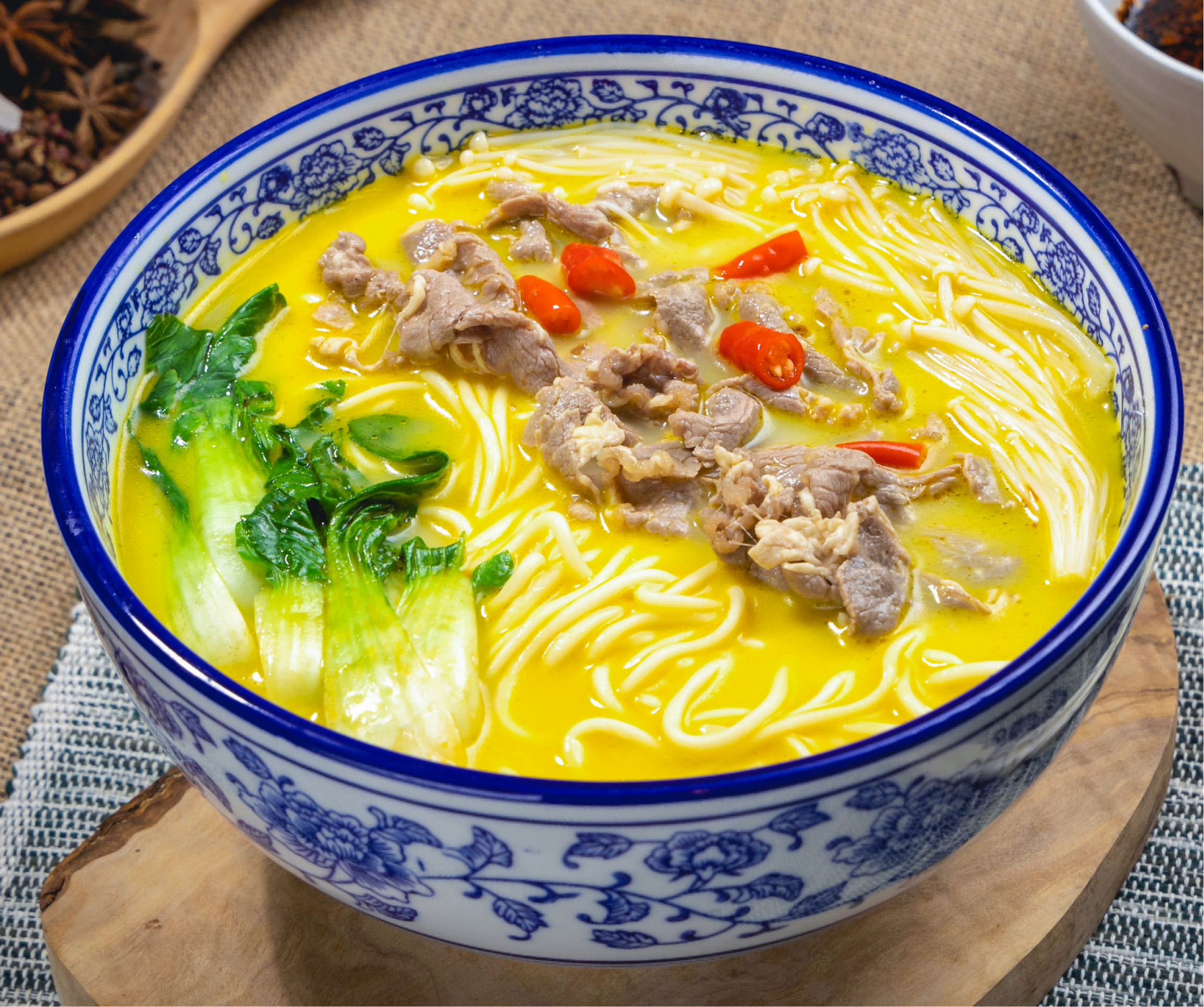 Order Golden Soup noodle with Beef food online from Northern Cafe store, Los Angeles on bringmethat.com
