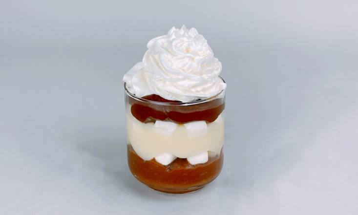 Order Campfire S'mores Sundae. food online from Ted's Bulletin - Reston store, Reston on bringmethat.com