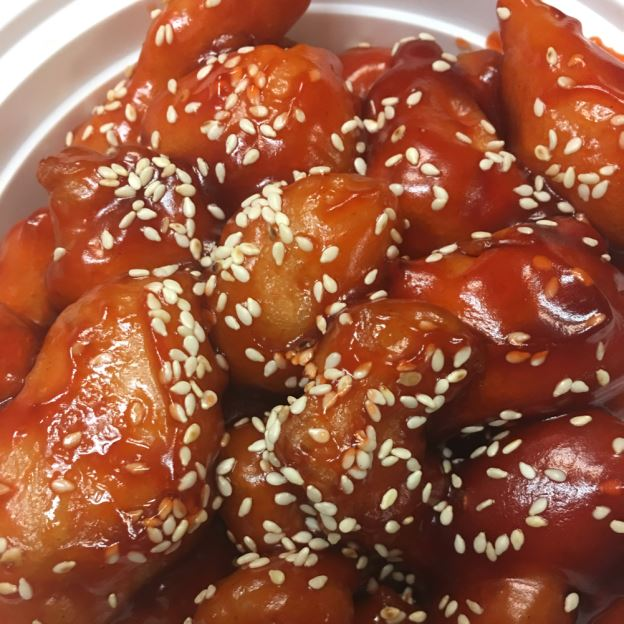 Order 78. Sesame Chicken food online from China House store, Miramar on bringmethat.com