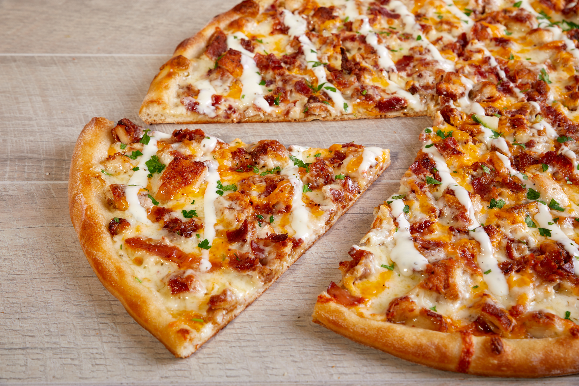 Order Chicken Bacon Ranch Pizza food online from Mario Pizzeria store, Commack on bringmethat.com