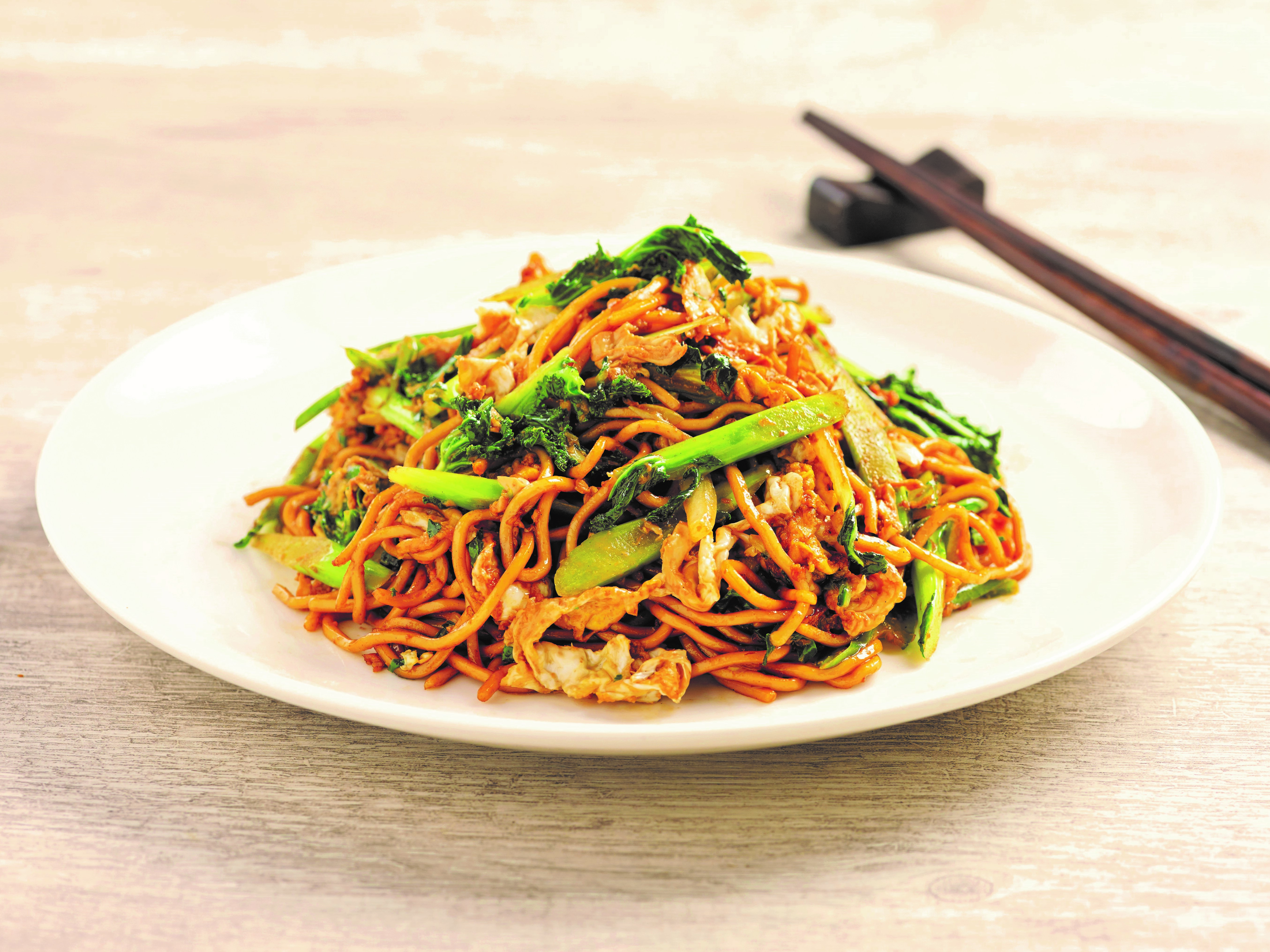 Order F4. Stir-Fried Noodle with Assorted Vegetable  food online from Paradise Dynasty store, Costa Mesa on bringmethat.com