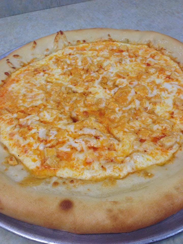 Order Buffalo Chicken Pizza - Large food online from Carmelo's Pizza, Pasta, Subs & More!! store, Linthicum Heights on bringmethat.com