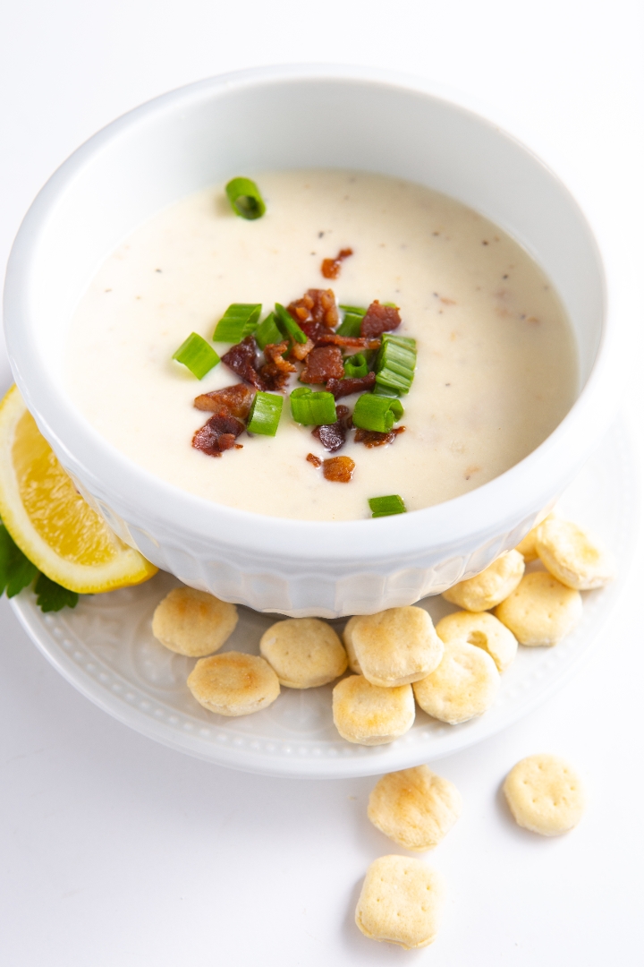 Order New England Clam Chowder food online from Captain’s Curbside Seafood store, Trappe on bringmethat.com