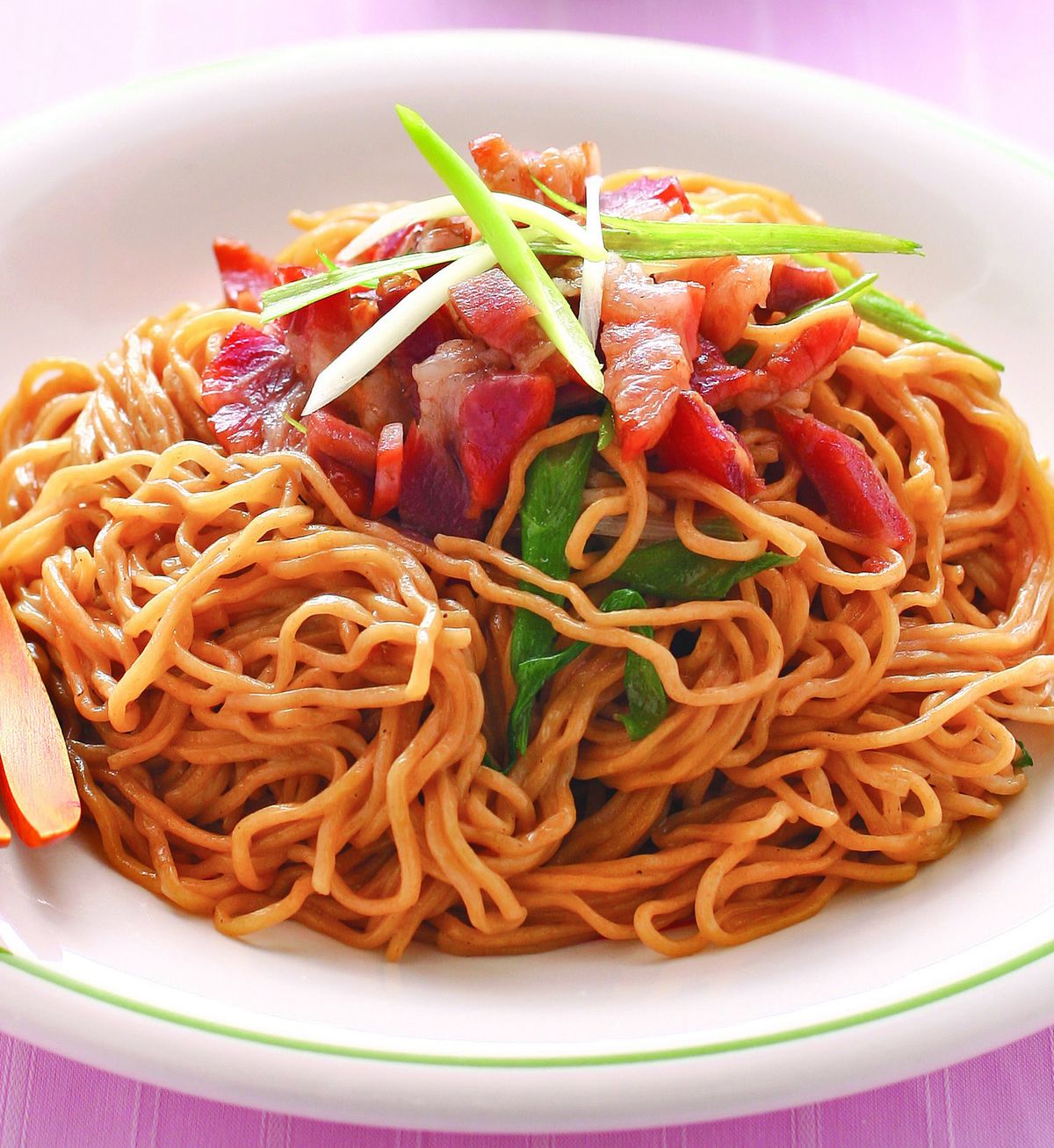 Order Pork Lo Mein 叉捞 food online from Red Dragon Chinese Restaurant store, Raleigh on bringmethat.com