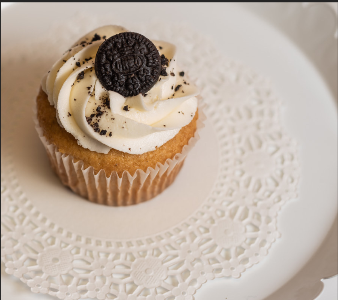 Order Oreo Cupcake food online from Cynthia Kitchen store, Humble on bringmethat.com