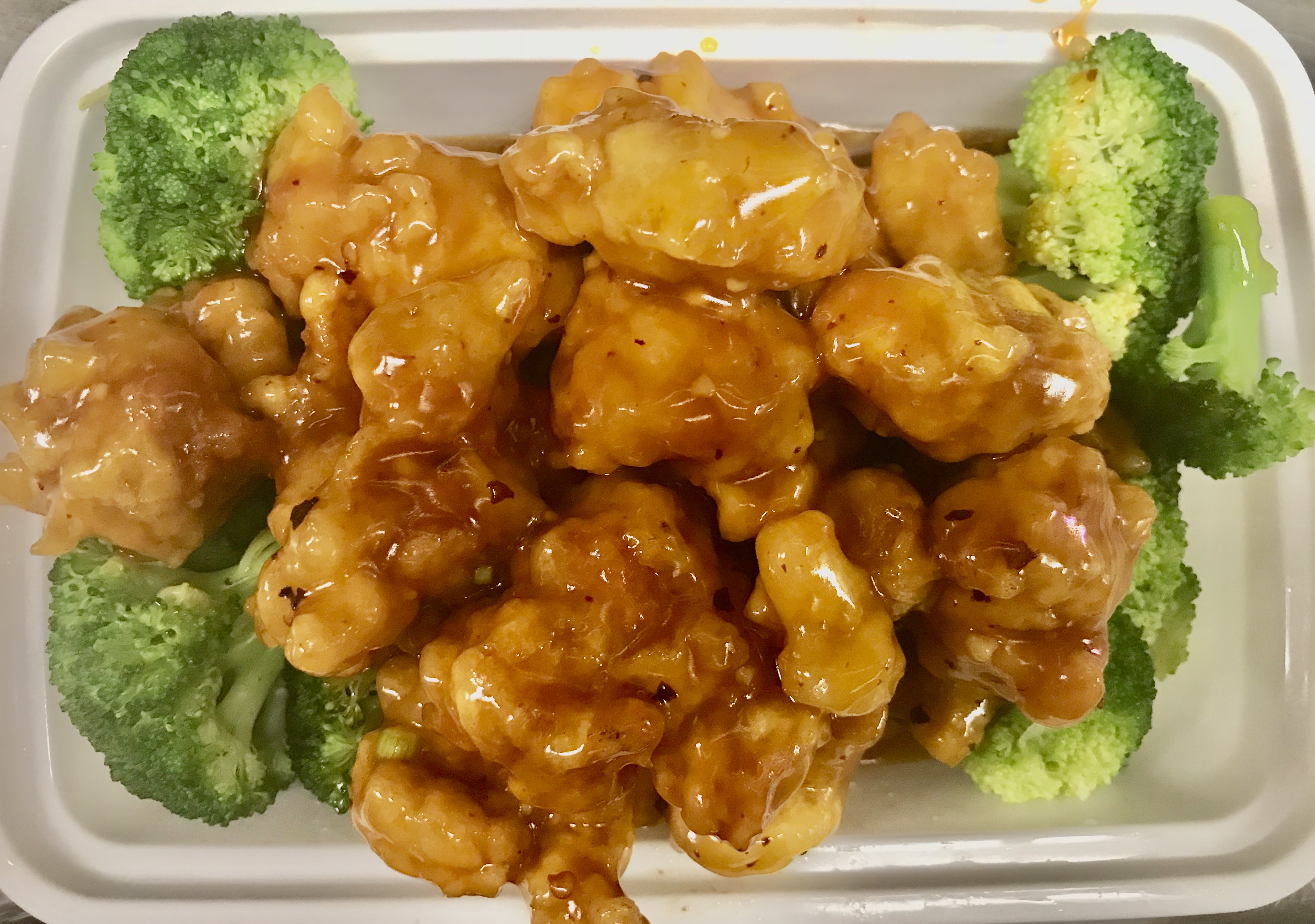 Order 109. General Tso's Chicken food online from Tang's Wok store, Bedford Heights on bringmethat.com