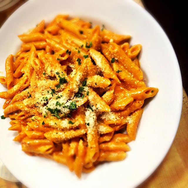 Order Penne Vodka food online from Tomato tomato pizzeria & pour house store, Stamford on bringmethat.com