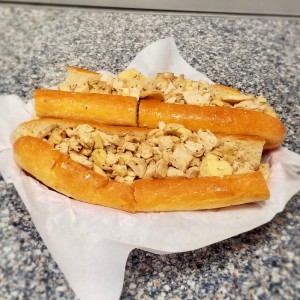 Order Mushroom Chicken Sandwich (NO CHEESE) food online from Uncle Sams store, Peoria on bringmethat.com