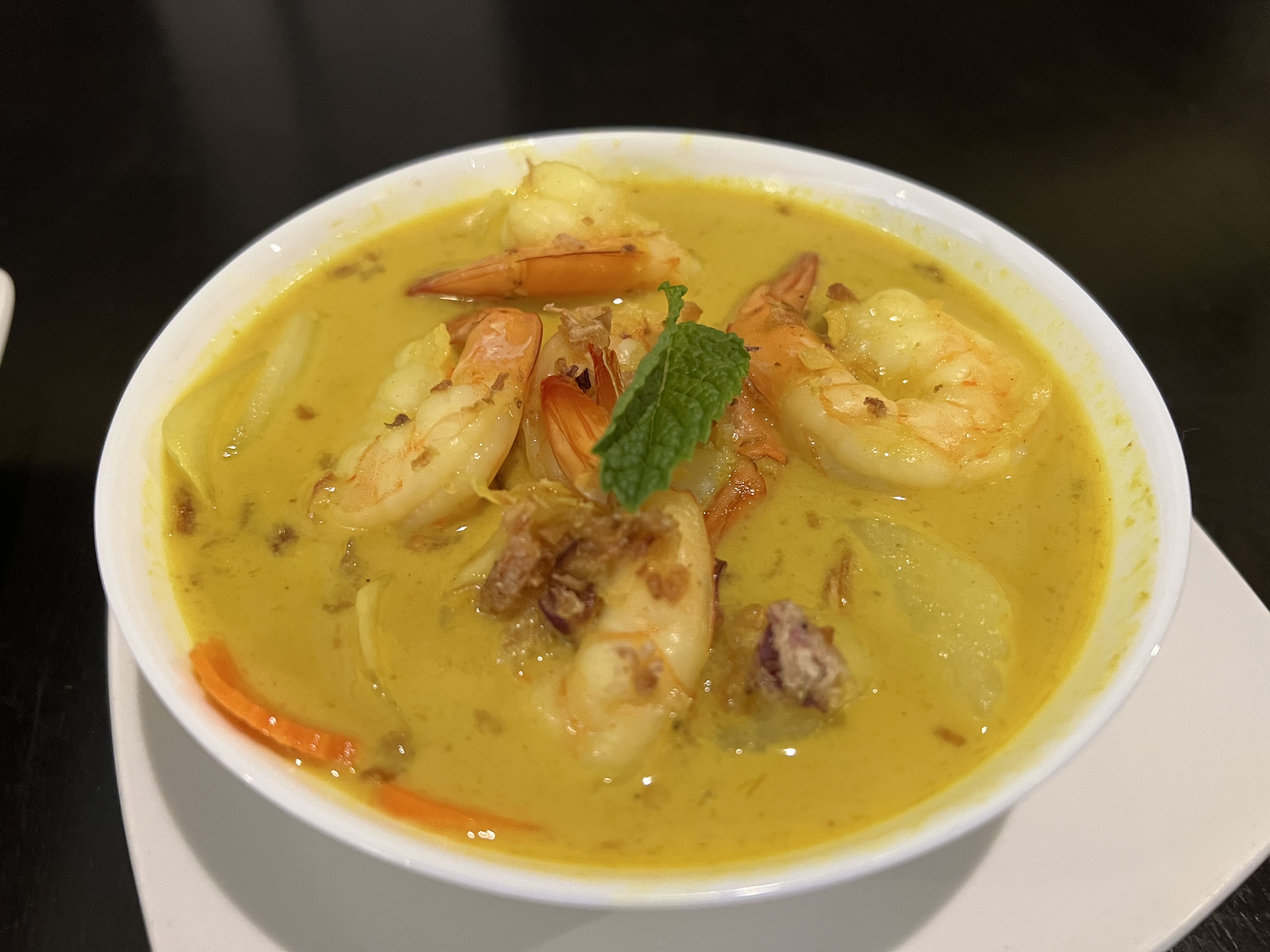 Order Yellow Curry food online from Thai Wave store, Huntington Beach on bringmethat.com