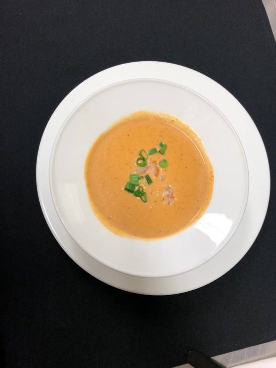 Order Cup of Shrimp & Lobster Bisque food online from 48th Street Grille  store, Philadelphia on bringmethat.com