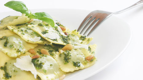 Order Spinach Ravioli food online from Two Cousins Paradise store, Paradise on bringmethat.com