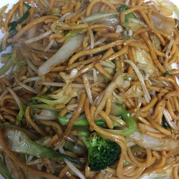 Order 178. Mixed Vegetable Chow Mein food online from Venus Cafe store, Covina on bringmethat.com