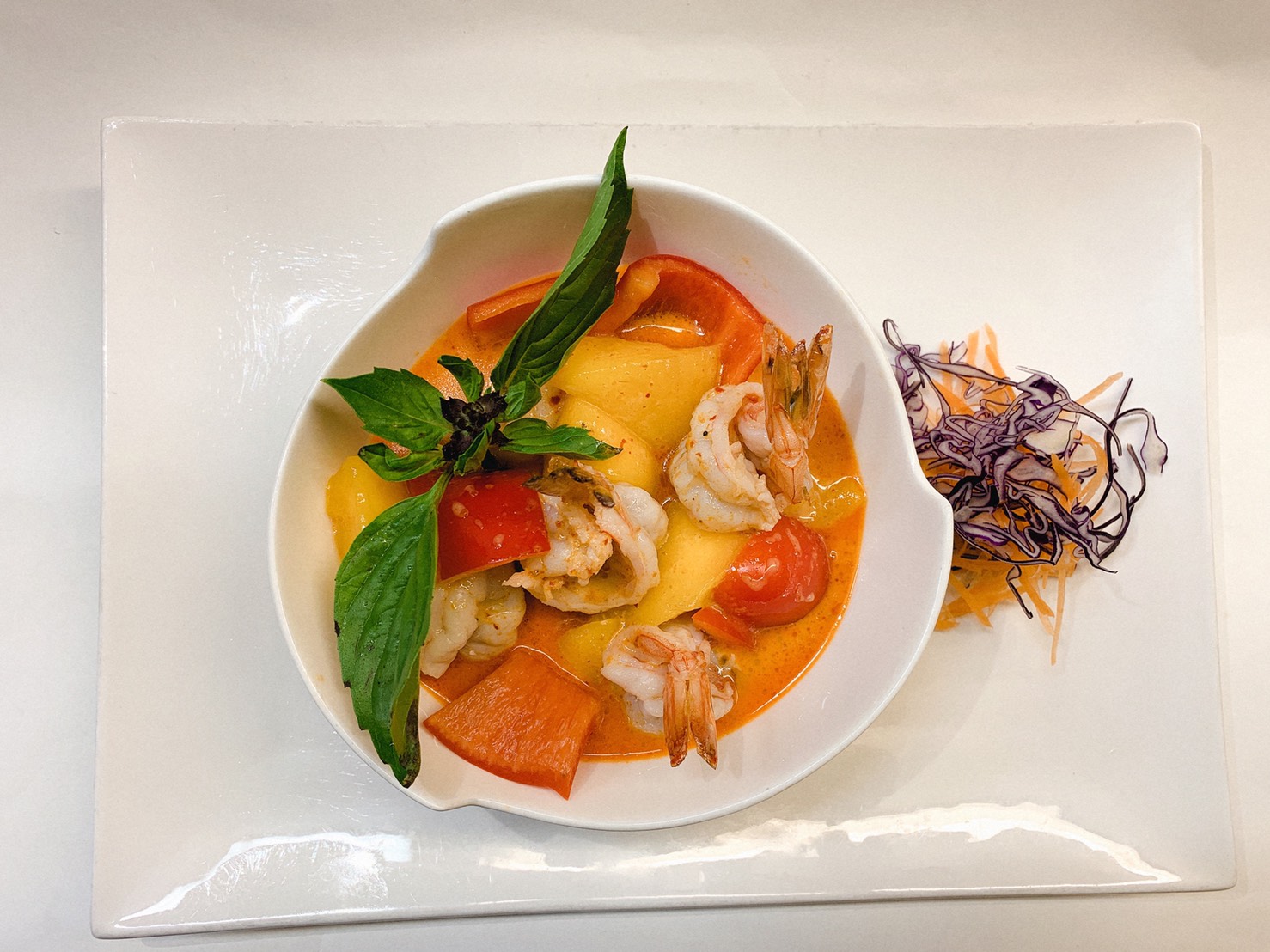 Order Mango Curry food online from House of Thai Cuisine store, Philadelphia on bringmethat.com