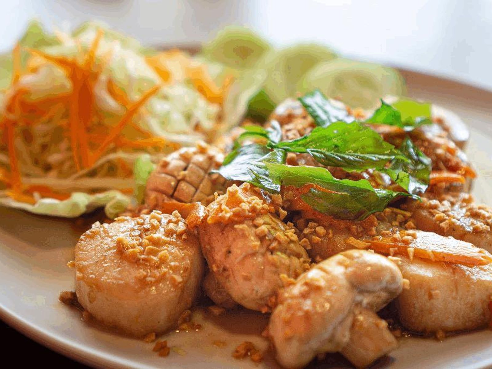 Order Garlic Scallop food online from Thai Siri store, Streamwood on bringmethat.com