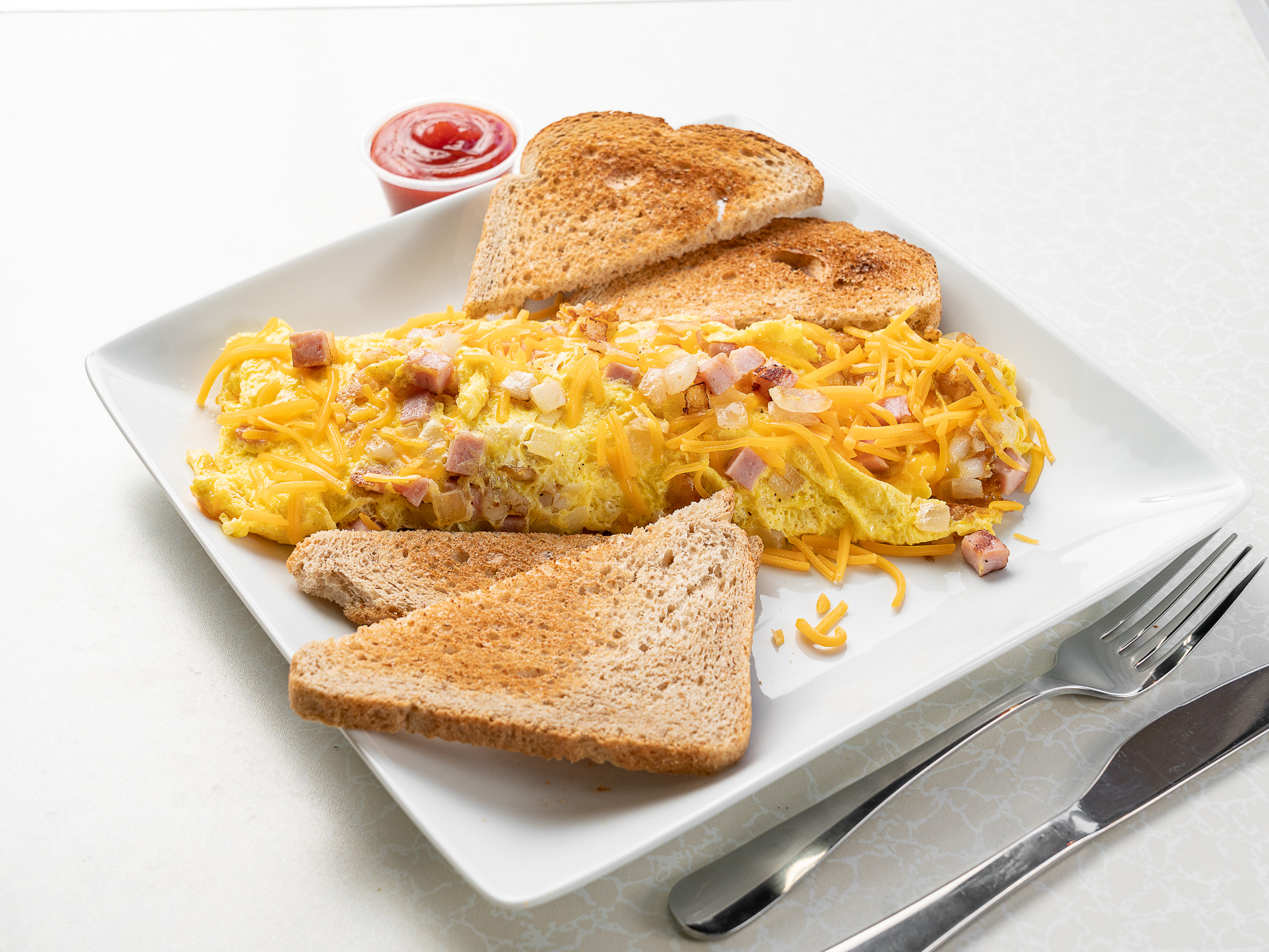 Order Western Omelette food online from 270 Deli NY store, Hempstead on bringmethat.com