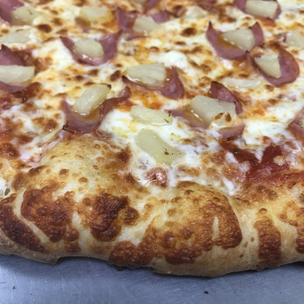 Order Hawaiian Pizza food online from Dalia's Pizza store, Rancho Cucamonga on bringmethat.com