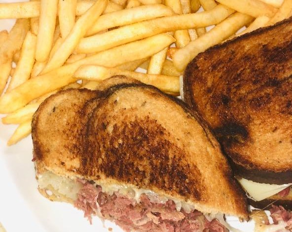 Order The Classic Reuben food online from Pepper Cafe store, Rohnert Park on bringmethat.com