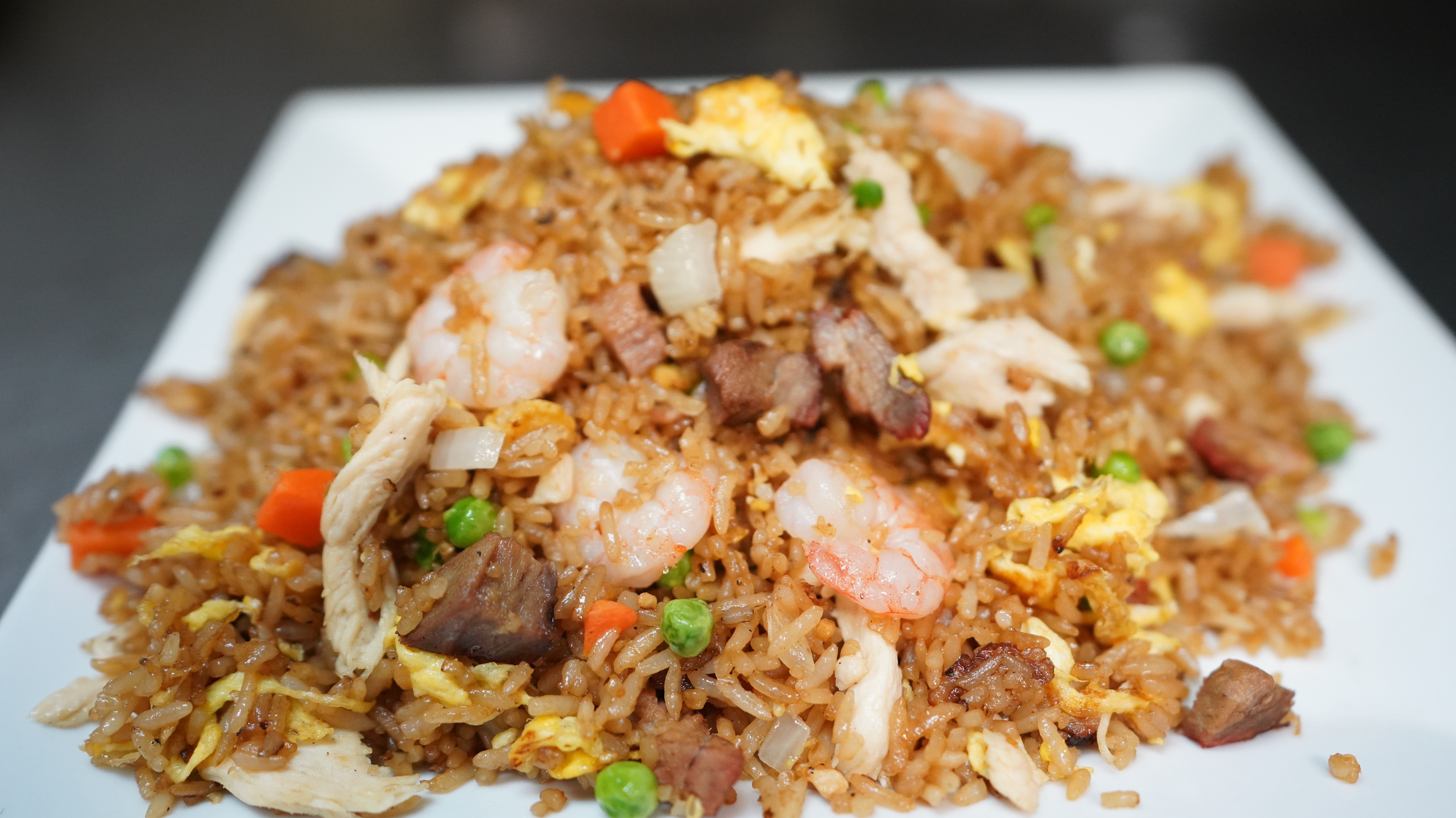 Order House Fried Rice food online from Red Pepper Chinese Restaurant store, RICHFIELD on bringmethat.com