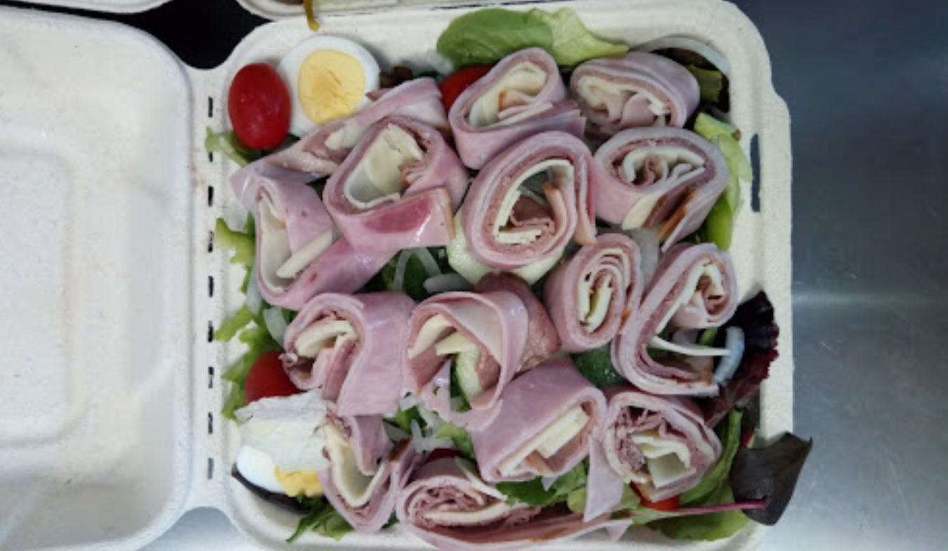 Order Chef Salad - Salad food online from Boston Road Pizza store, Springfield on bringmethat.com