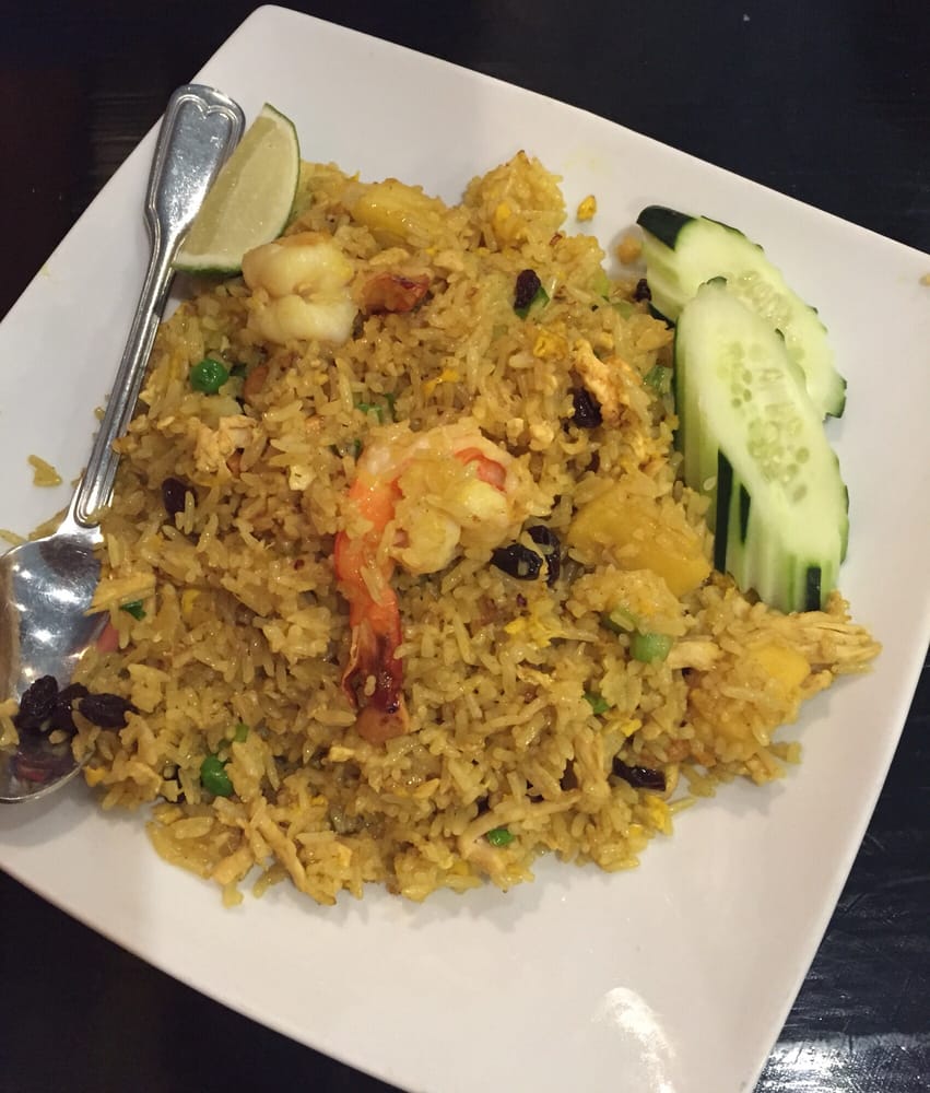 Order 25. Tropical Fried Rice food online from Jasmine Thai Noodle & BBQ store, Valencia on bringmethat.com