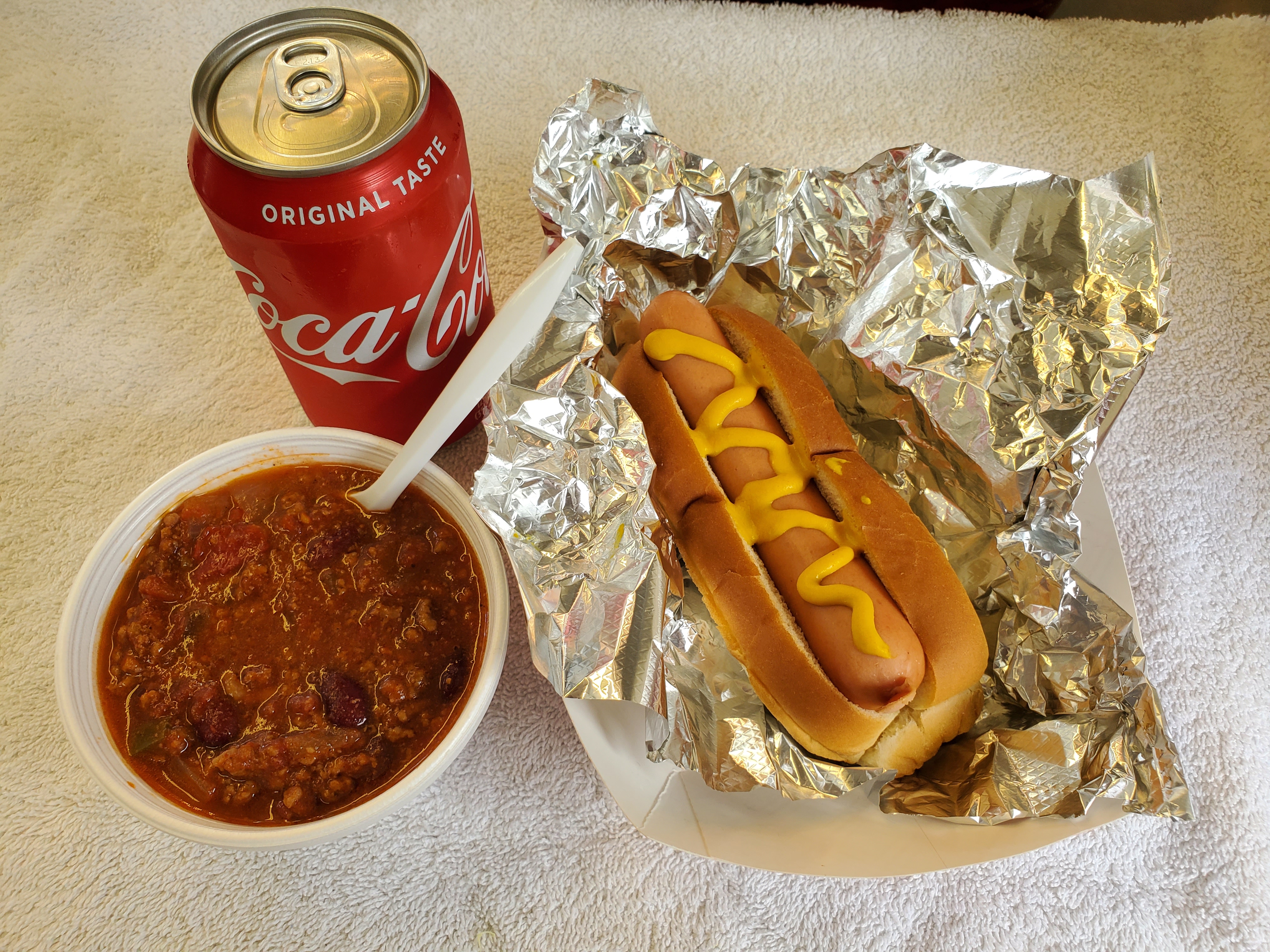 Order #3 1 Hot Dog, Cup of Chili and Soda Combo food online from Shanes Hot Dogs store, Gardner on bringmethat.com
