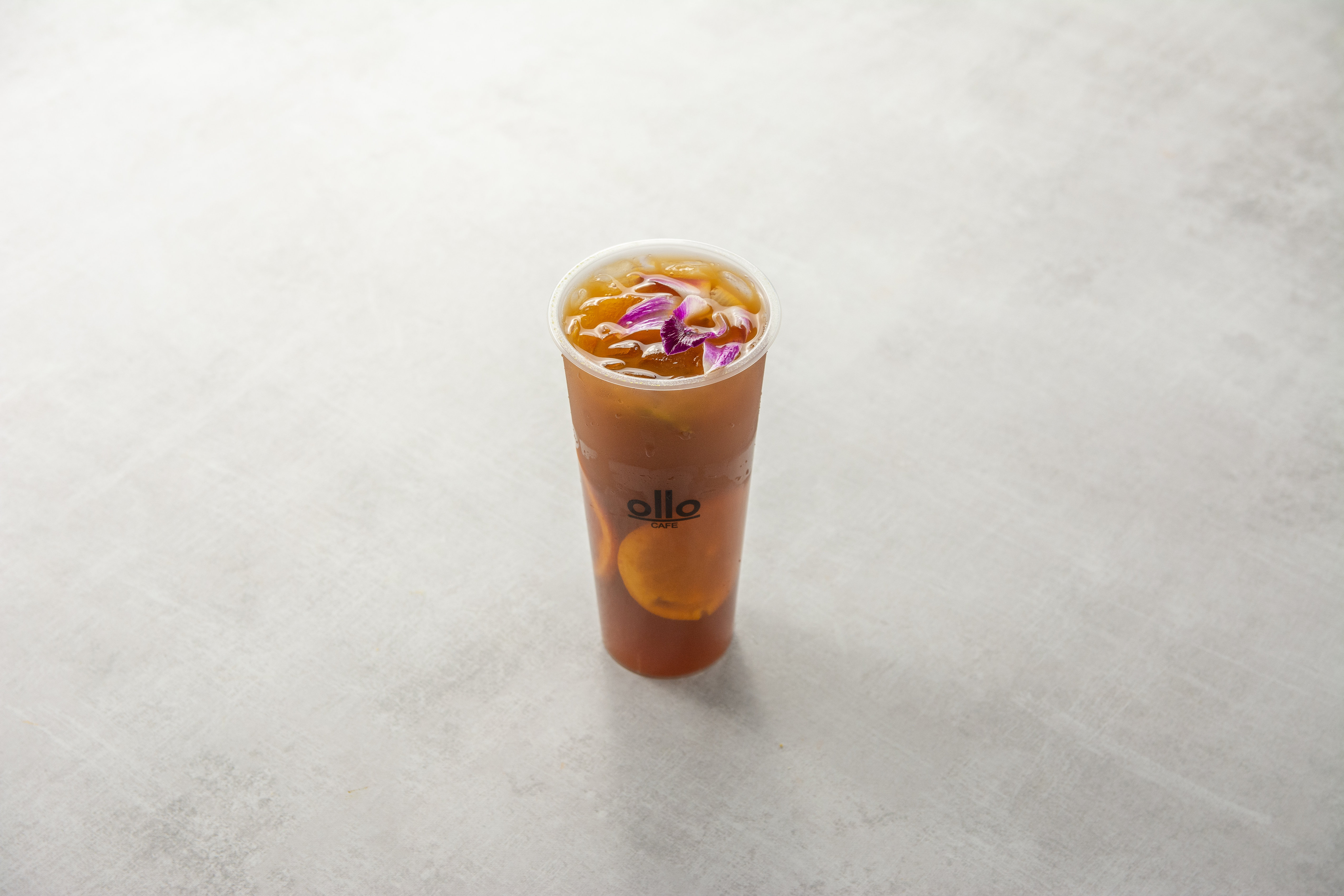 Order Sun of a Peach Tea food online from Oiio Cafe store, Orange on bringmethat.com